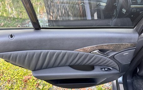 Mercedes-Benz E-Класс, 2006 год, 1 500 000 рублей, 13 фотография