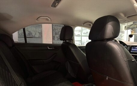 Skoda Rapid II, 2020 год, 1 300 000 рублей, 25 фотография