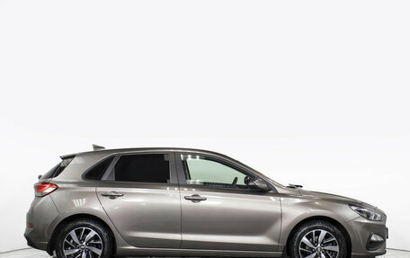 Hyundai i30 III, 2022 год, 1 995 000 рублей, 4 фотография