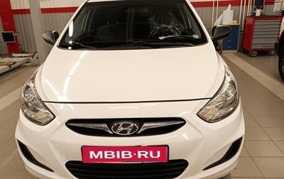 Hyundai Solaris II рестайлинг, 2013 год, 875 000 рублей, 1 фотография