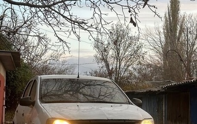 Renault Logan I, 2015 год, 410 000 рублей, 1 фотография