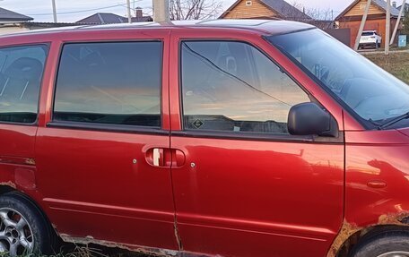 Nissan Serena I, 1997 год, 200 000 рублей, 3 фотография