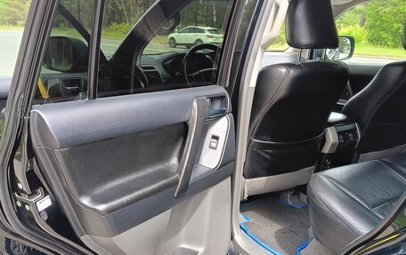 Toyota Land Cruiser Prado 150 рестайлинг 2, 2011 год, 2 300 000 рублей, 3 фотография