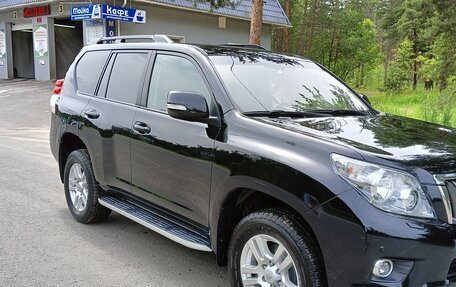 Toyota Land Cruiser Prado 150 рестайлинг 2, 2011 год, 2 300 000 рублей, 9 фотография