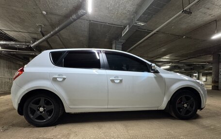 KIA cee'd I рестайлинг, 2010 год, 825 000 рублей, 3 фотография