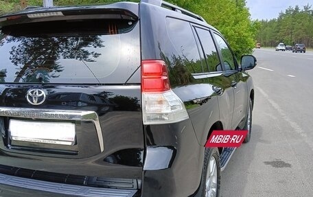 Toyota Land Cruiser Prado 150 рестайлинг 2, 2011 год, 2 300 000 рублей, 8 фотография