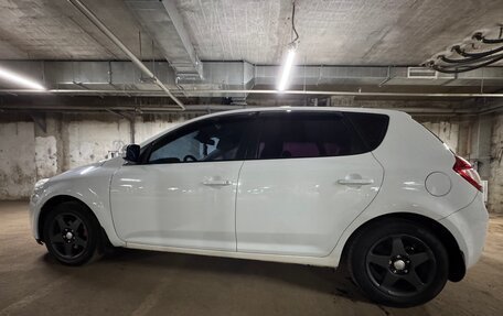 KIA cee'd I рестайлинг, 2010 год, 825 000 рублей, 7 фотография