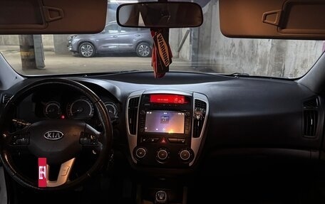 KIA cee'd I рестайлинг, 2010 год, 825 000 рублей, 9 фотография