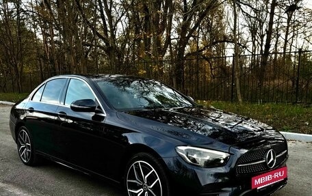 Mercedes-Benz E-Класс, 2020 год, 4 470 000 рублей, 8 фотография