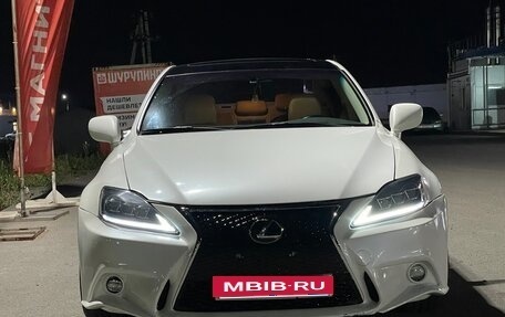 Lexus IS II рестайлинг 2, 2007 год, 1 370 000 рублей, 9 фотография