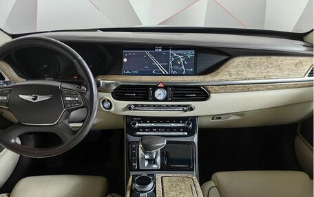 Genesis G90 I рестайлинг, 2017 год, 2 287 000 рублей, 13 фотография