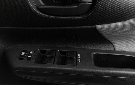 Toyota Wish II, 2009 год, 1 049 000 рублей, 8 фотография