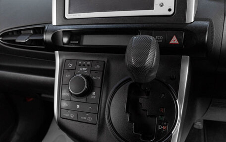 Toyota Wish II, 2009 год, 1 049 000 рублей, 16 фотография