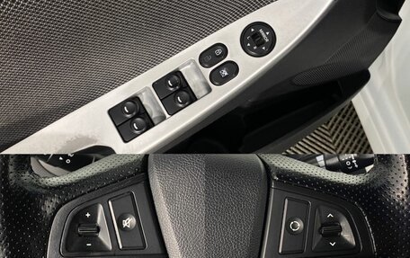 Hyundai Solaris II рестайлинг, 2013 год, 780 000 рублей, 18 фотография