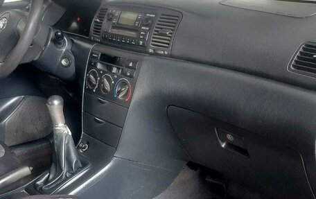 Toyota Corolla, 2004 год, 559 000 рублей, 7 фотография