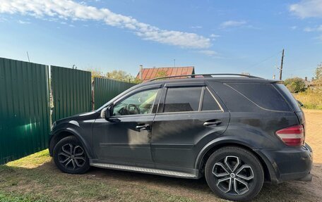 Mercedes-Benz M-Класс, 2005 год, 1 000 000 рублей, 4 фотография