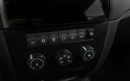 ЛуАЗ Patriot, 2015 год, 990 000 рублей, 19 фотография