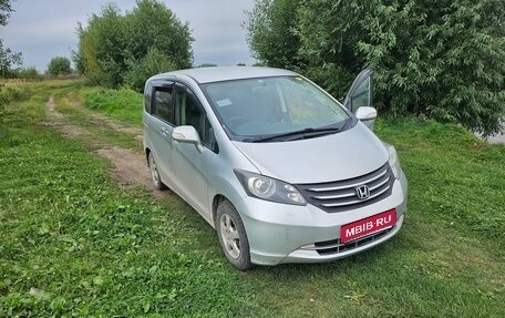 Honda Freed I, 2009 год, 1 200 000 рублей, 1 фотография
