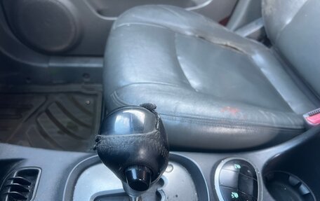 Hyundai Santa Fe III рестайлинг, 2004 год, 390 000 рублей, 14 фотография