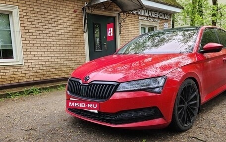 Skoda Superb III рестайлинг, 2020 год, 3 200 000 рублей, 15 фотография