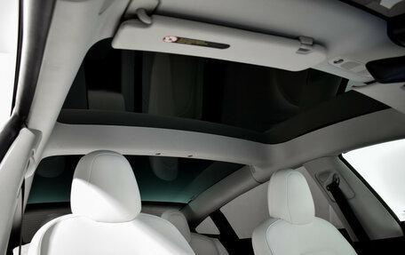 Tesla Model 3 I, 2021 год, 2 400 000 рублей, 17 фотография