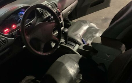 Mitsubishi Galant VIII, 2002 год, 150 000 рублей, 5 фотография