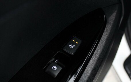 KIA Sportage IV рестайлинг, 2024 год, 3 799 000 рублей, 15 фотография