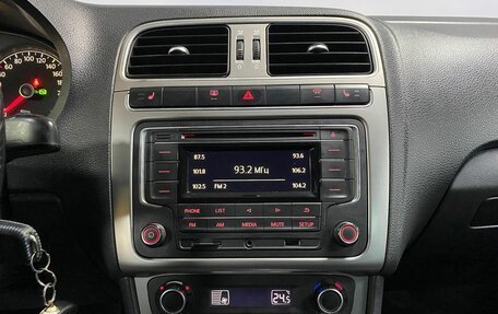 Volkswagen Polo VI (EU Market), 2017 год, 952 000 рублей, 18 фотография