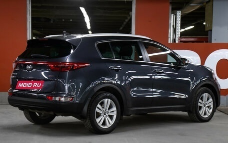 KIA Sportage IV рестайлинг, 2017 год, 1 998 000 рублей, 5 фотография