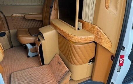 Mercedes-Benz Viano, 2014 год, 2 850 000 рублей, 16 фотография