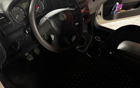 Skoda Fabia II, 2012 год, 650 000 рублей, 7 фотография