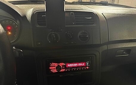 Skoda Fabia II, 2012 год, 650 000 рублей, 9 фотография