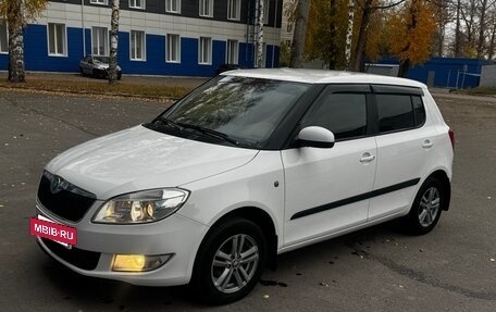 Skoda Fabia II, 2012 год, 650 000 рублей, 2 фотография