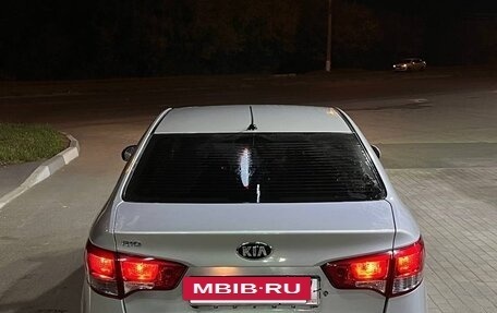 KIA Rio III рестайлинг, 2016 год, 835 000 рублей, 3 фотография