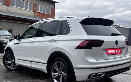 Volkswagen Tiguan II, 2021 год, 3 950 000 рублей, 5 фотография