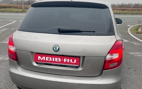 Skoda Fabia II, 2012 год, 820 000 рублей, 3 фотография