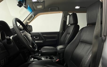 Mitsubishi Pajero IV, 2011 год, 1 790 000 рублей, 17 фотография