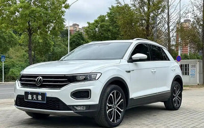 Volkswagen T-Roc I, 2021 год, 1 300 000 рублей, 1 фотография