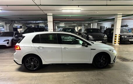 Volkswagen Golf VIII, 2021 год, 2 990 000 рублей, 2 фотография