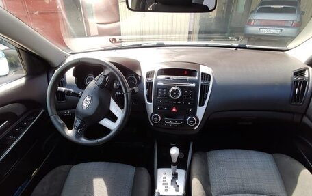 KIA cee'd I рестайлинг, 2010 год, 800 000 рублей, 8 фотография