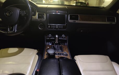 Volkswagen Touareg III, 2016 год, 2 200 000 рублей, 5 фотография