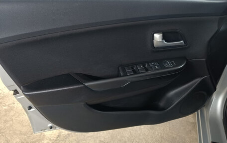 KIA Rio III рестайлинг, 2012 год, 849 000 рублей, 17 фотография