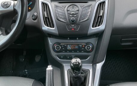 Ford Focus III, 2015 год, 1 000 000 рублей, 18 фотография