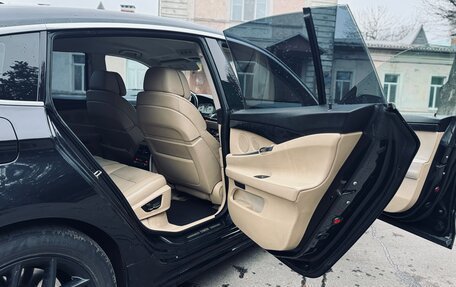 BMW 5 серия, 2010 год, 1 550 000 рублей, 14 фотография