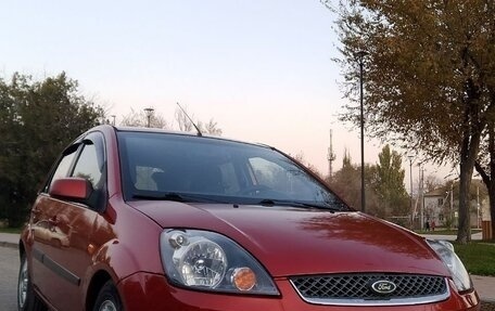 Ford Fiesta, 2008 год, 500 000 рублей, 2 фотография