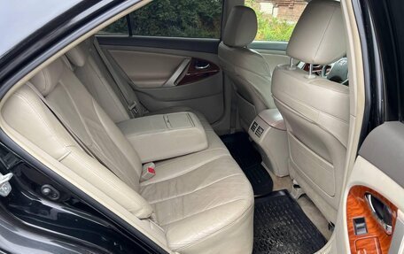 Toyota Camry, 2008 год, 900 000 рублей, 12 фотография