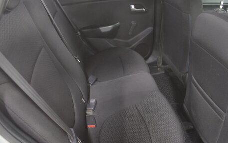 KIA Rio III рестайлинг, 2015 год, 670 000 рублей, 10 фотография