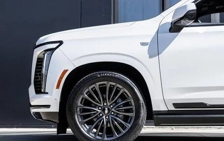 Cadillac Escalade V, 2025 год, 19 000 000 рублей, 4 фотография