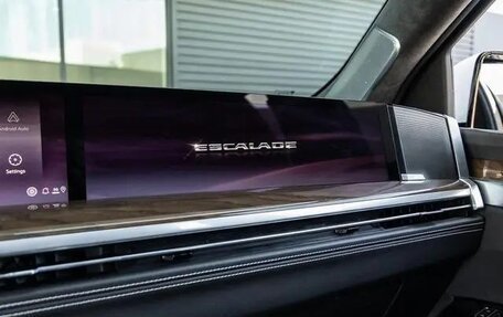 Cadillac Escalade V, 2025 год, 19 000 000 рублей, 23 фотография