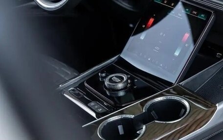 Cadillac Escalade V, 2025 год, 19 000 000 рублей, 24 фотография